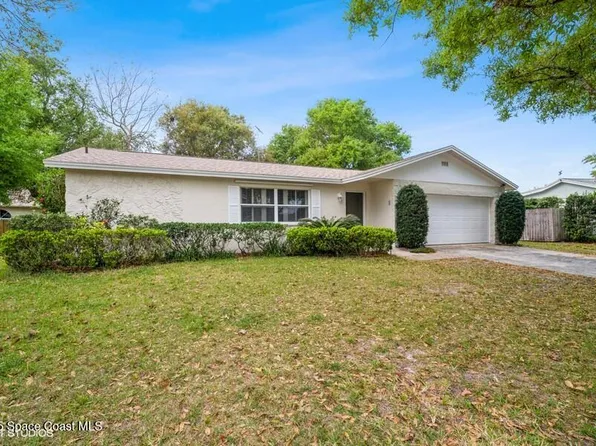 2828 Watkins Dr, Melbourne, FL 32901