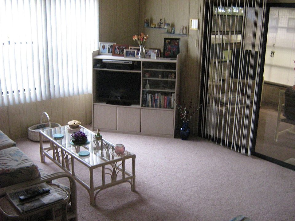 2nd image of 169 Lakeview Dr