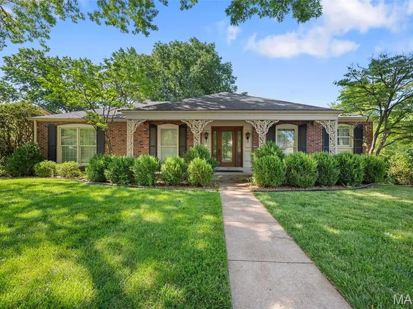 11894 Featherwood Dr, Saint Louis, MO 63146