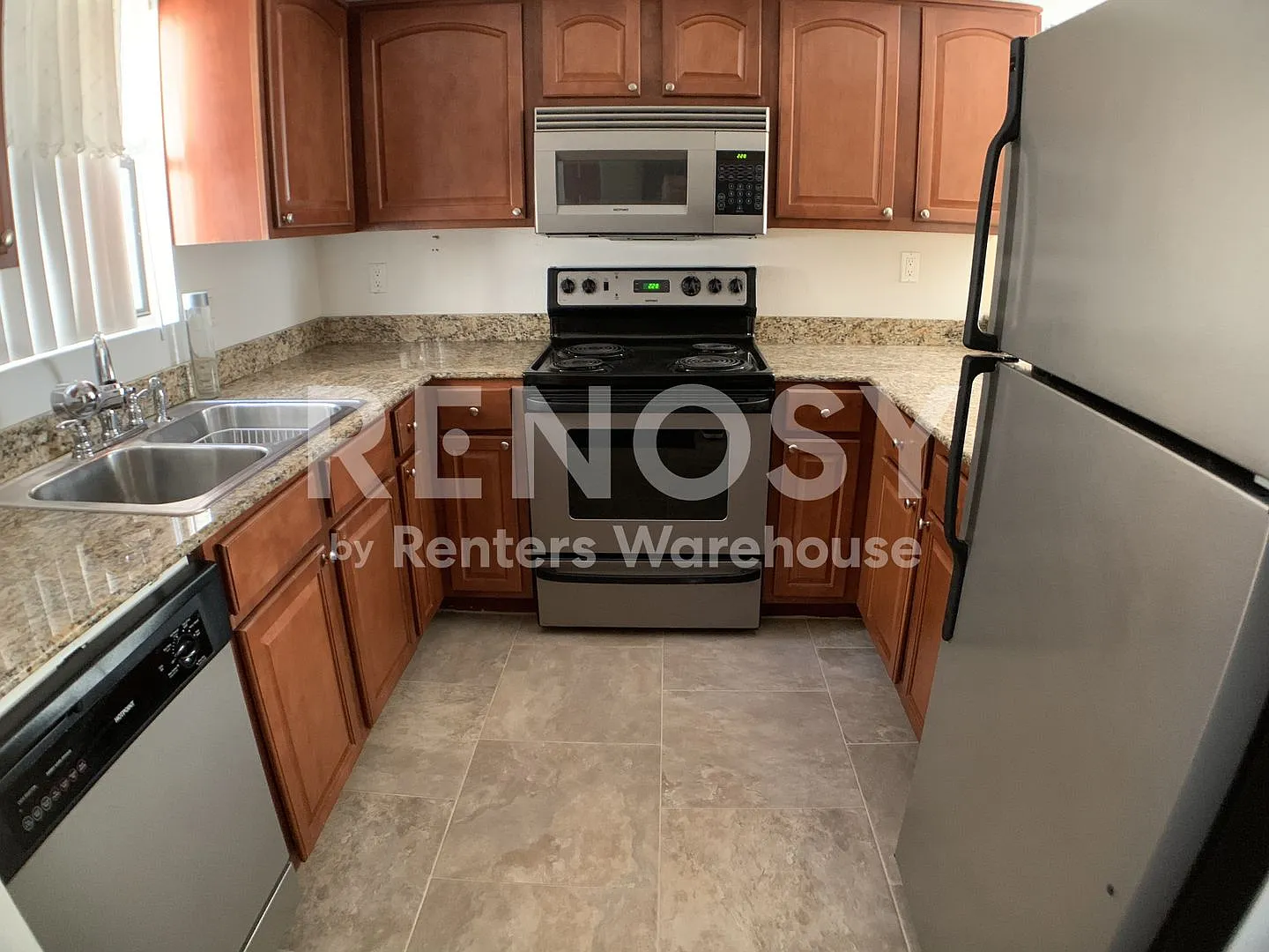 3420 W Danbury Dr Apt C107 Phoenix Arizona 85053 — Photo 4