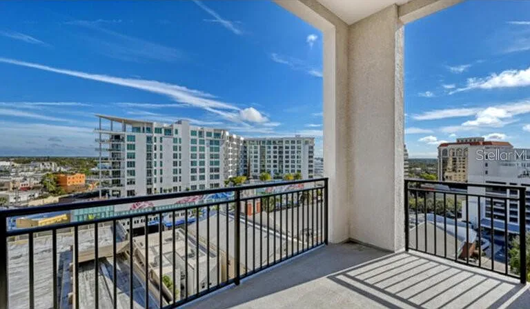 33 S Palm Ave #904 — Photo 23