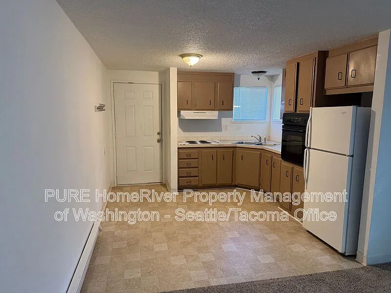 1 bed, 1.0 bath, 675 sqft, $1,495 — Photo 2