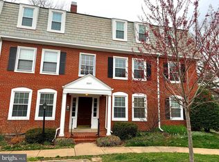 3007 S Buchanan St APT B2, Arlington, VA 22206