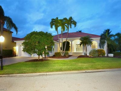 8567 S Lake Cir, Fort Myers, FL, 33908