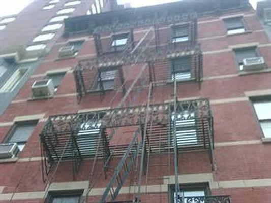 Rented by Douglas Elliman | media 7