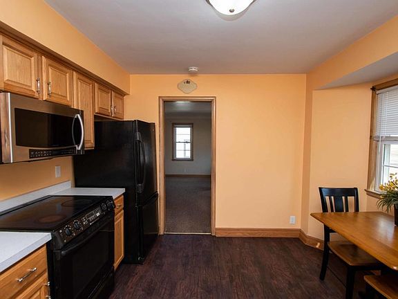 5th image of 1109 Aurora Ave