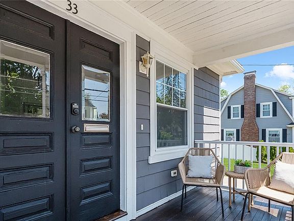 5th image of 33 Bourne Ave E
