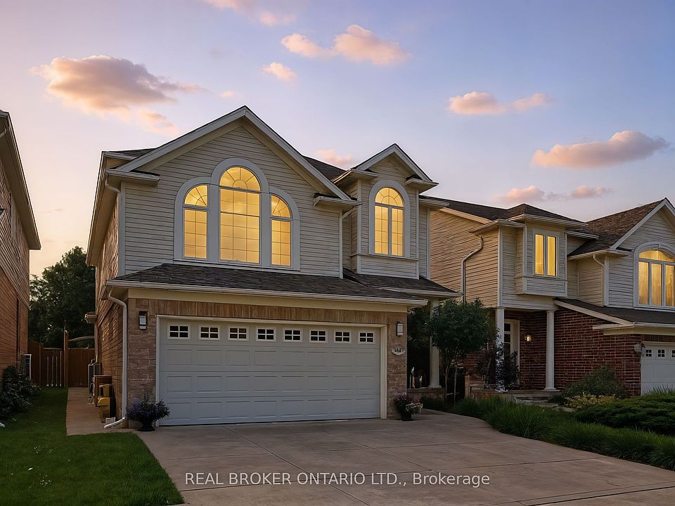 1st image of 35 Dubrick Cres