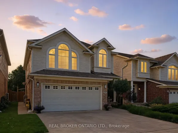 35 Dubrick Cres, Kitchener, ON N2E 4A7