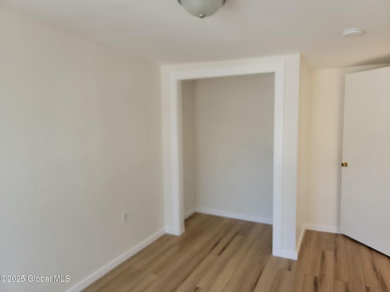 5th image of 178 Martins Hill Road