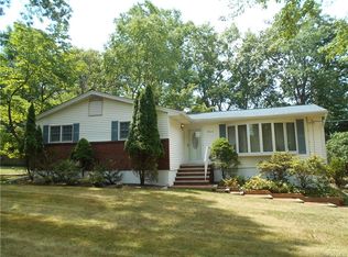 14 Summit Rd, Spring Valley, NY 10977