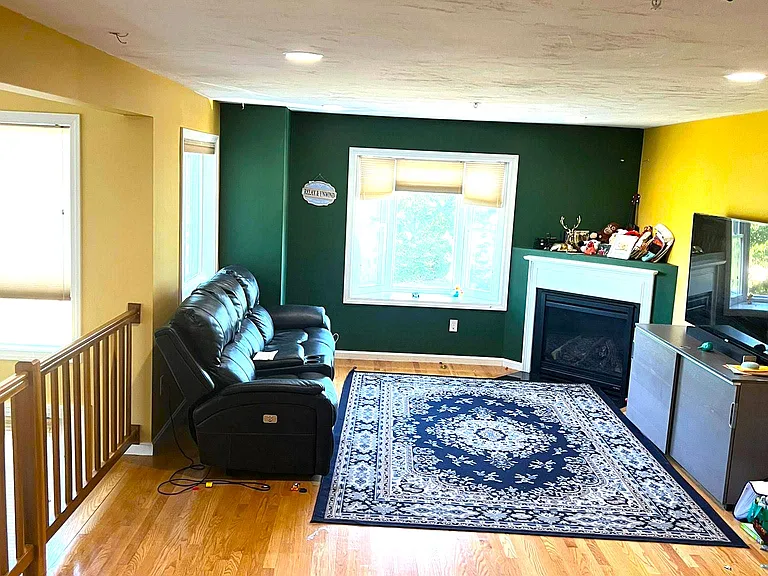286 America Blvd #47 — Photo 2