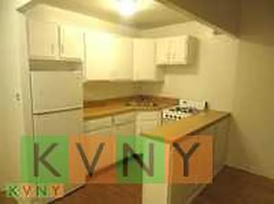 Rented by KVNY Soho | media 18