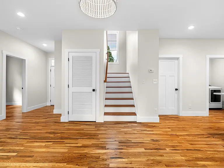 Stairway to bedrooms