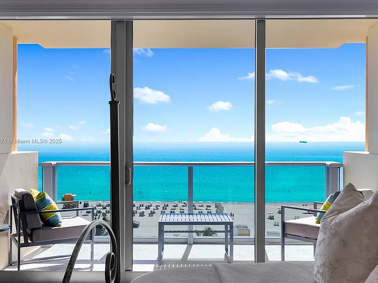 1455 Ocean Dr #909 — Photo 9