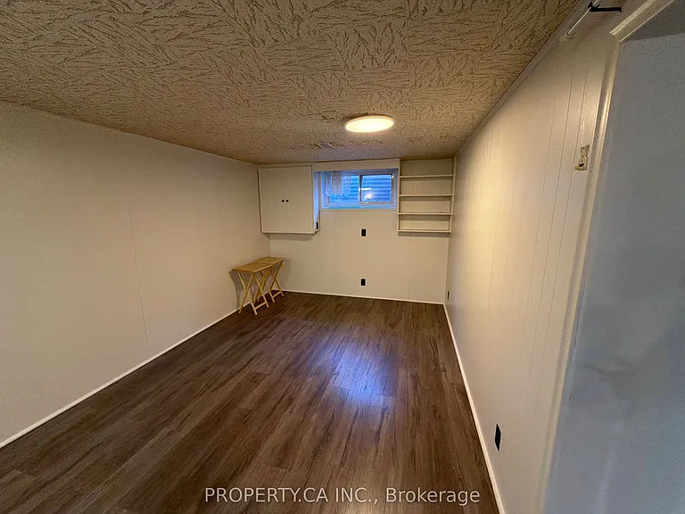 3 Bondhead Pl #LOWER — Photo 16