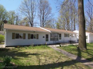 4764 Lakeside Dr, Perrinton, MI 48871