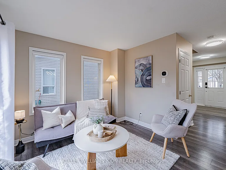 48 Blackdome Cres — Photo 14