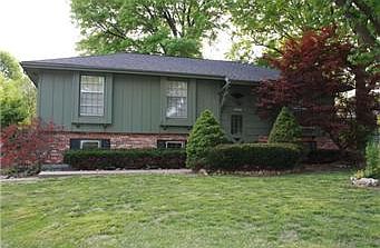 2nd image of 12900 Crystal Ave