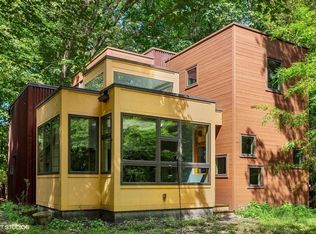 203 Tryon Farm Ln, Michigan City, IN 46360