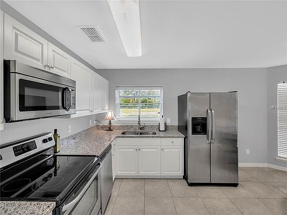5th image of 9527 Rosewalk Ct