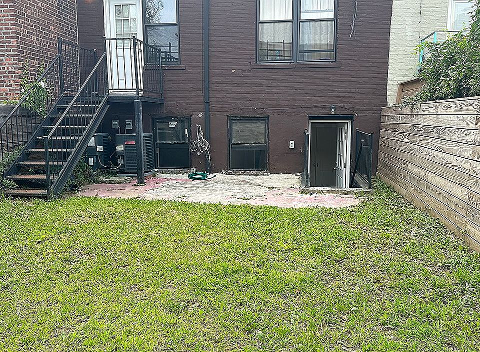 1st image of 8913 Avenue B #1