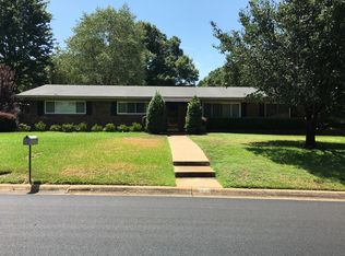 3 Knightsbridge Rd, Texarkana, TX 75503