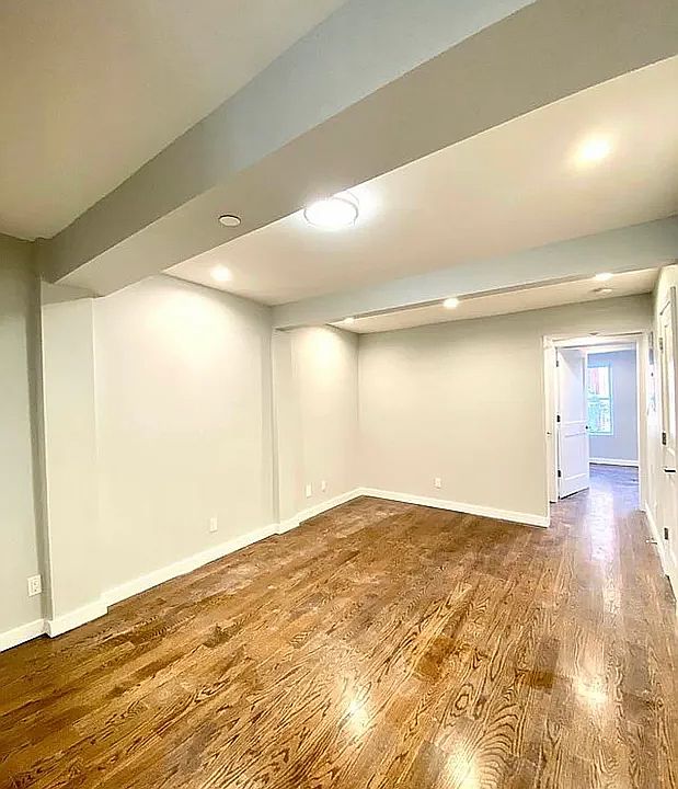 1st image of 115 Avenue C #1