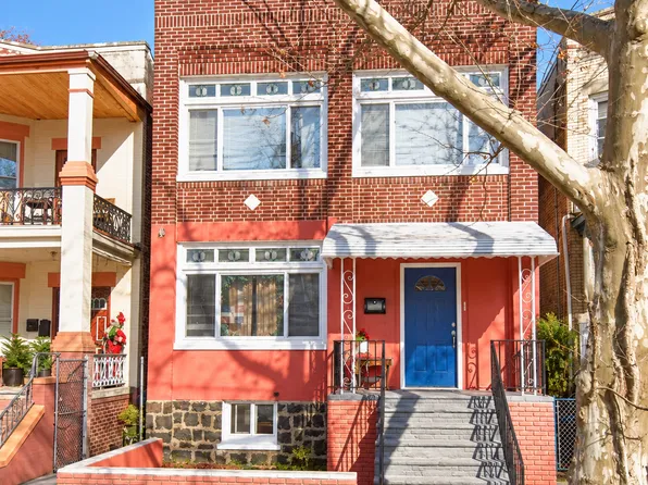 260 Dwight St #1, Jersey City, NJ 07305