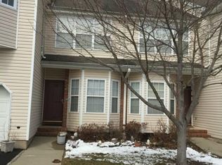 11 E Burgess Dr, Piscataway, NJ 08854