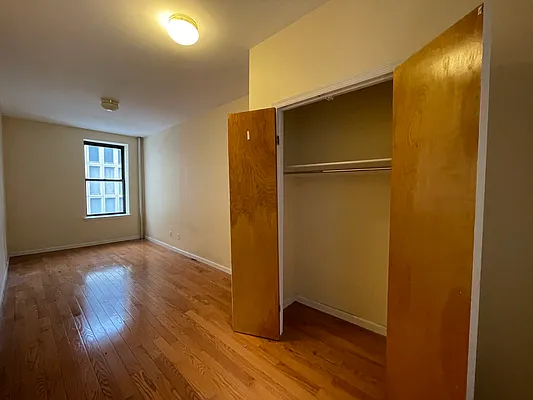 Rented by Oxford Property Group | media 9