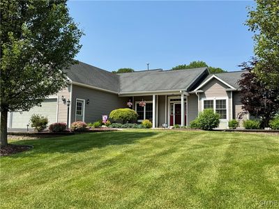 8495 Newbury Pl, Clay, NY, 13041