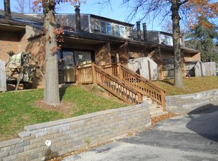 4010 Renn Hart Hills Rd APT 16, Loves Park, IL 61111
