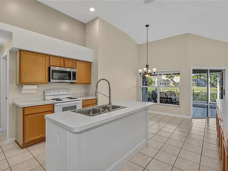 2729 Branch Ln — Photo 5