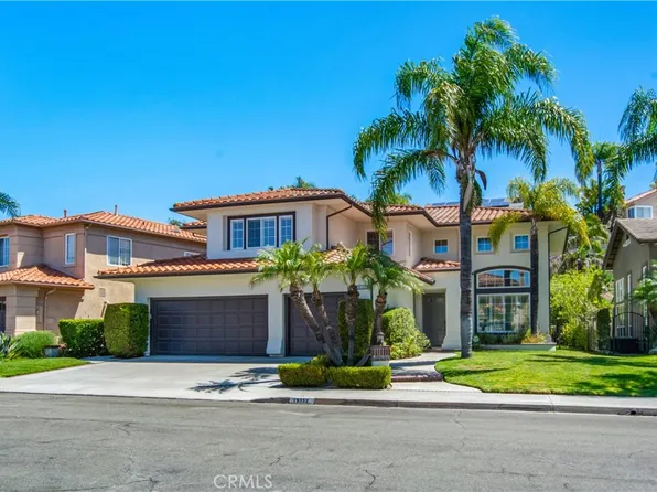 19352 Jasper Hill Rd, Trabuco Canyon, CA 92679