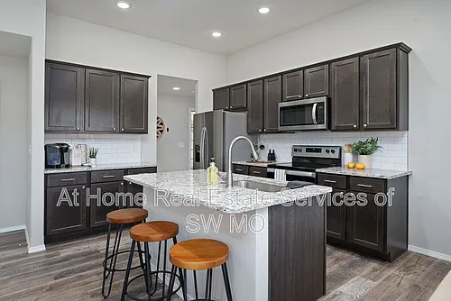 252 Rabbit Run St Photo 1