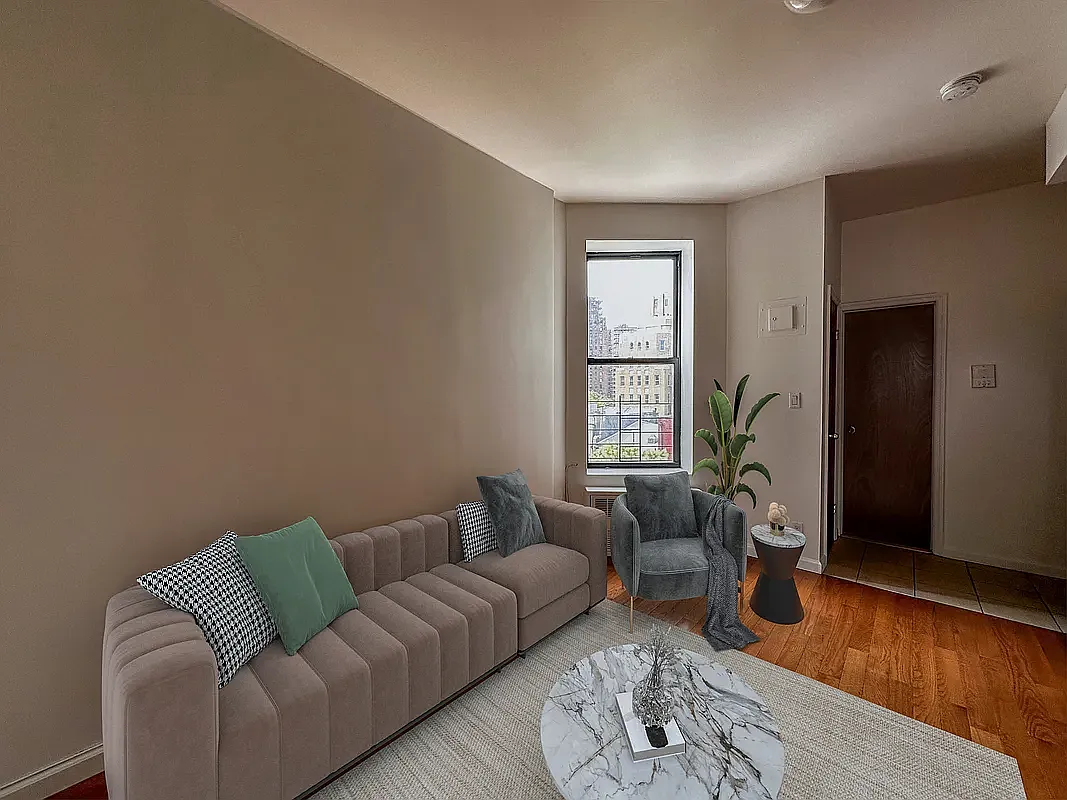 229 Henry Street — Photo 2