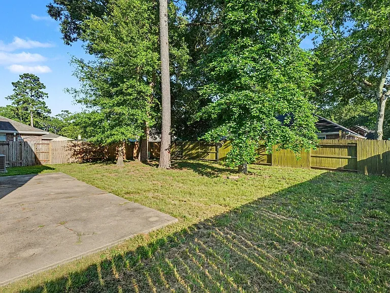 5402 Timbers Quail Dr — Photo 24