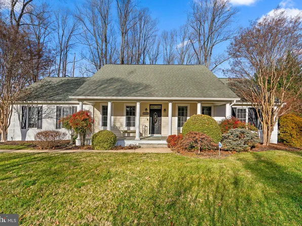 2844 Old Court Rd, Pikesville, MD 21208