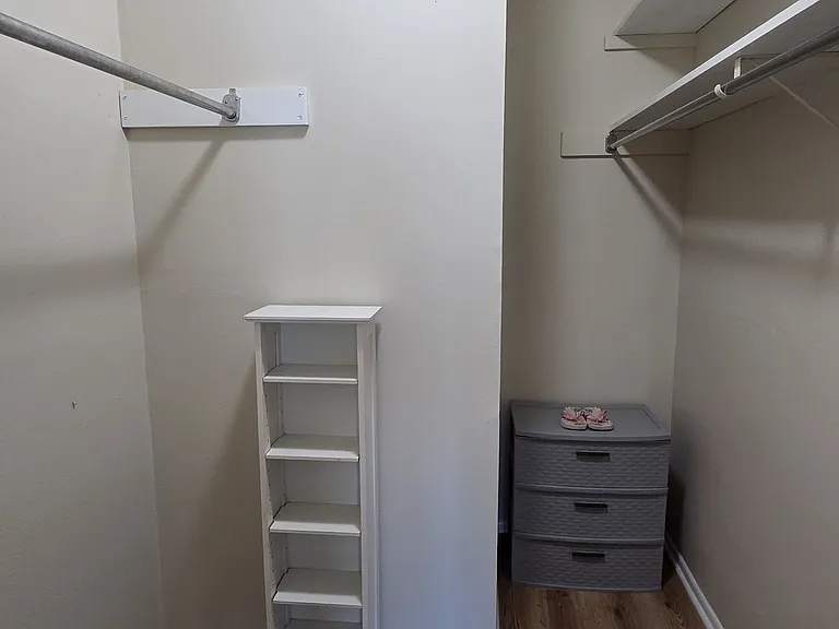 2910 Wacos Dr — Photo 23