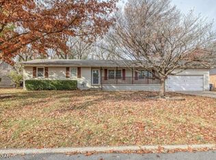 414 W Rudondo Dr, Webb City, MO 64870