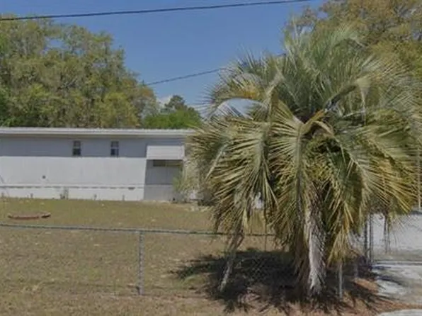 18379 SE 55th Pl, Ocklawaha, FL 32179