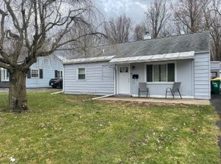 47 Oakdale Ave S, New Hartford, NY 13413