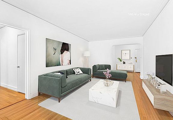 3rd image of 222 E 35th St APT 4E