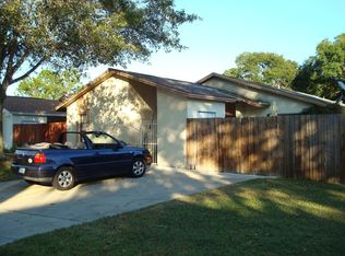 10701 Crowngate Ln, Tampa, FL 33624
