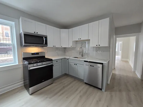 2056 N Keystone Ave, Chicago, IL 60639