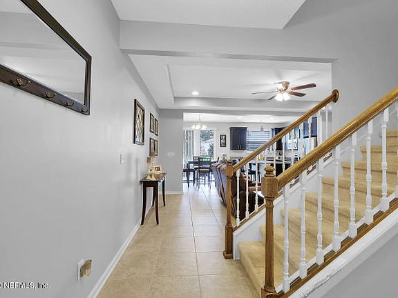 4th image of 67 Nelson Ln