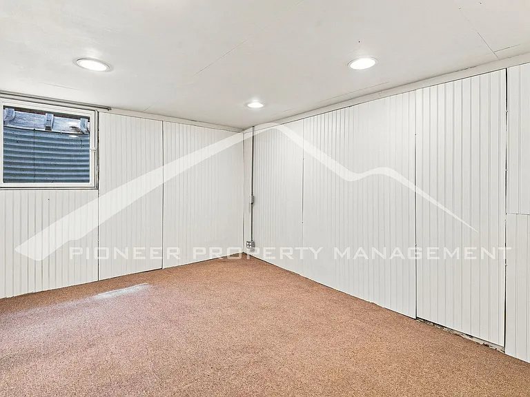 3166 W Walsh Pl — Photo 15
