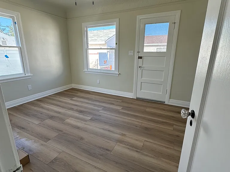 1221 S Palm Ave — Photo 14