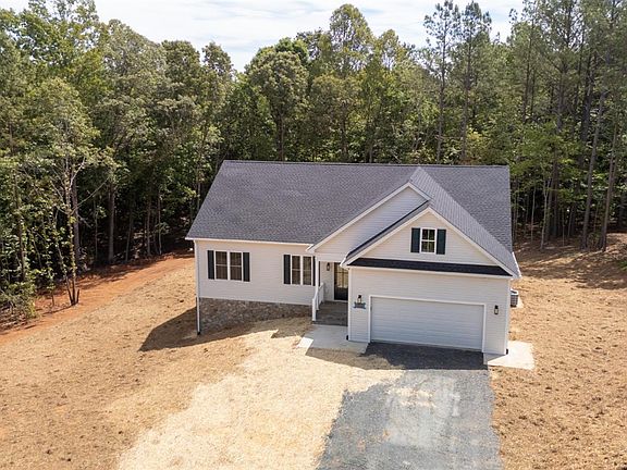 2nd image of 135 Parkwood Dr